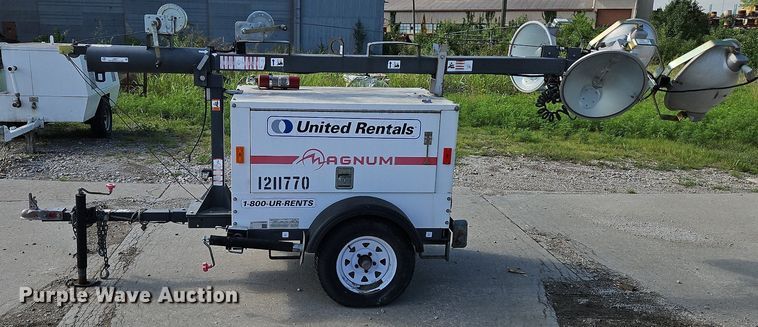 image for item LM9077 Magnum MLT3060M  light plant