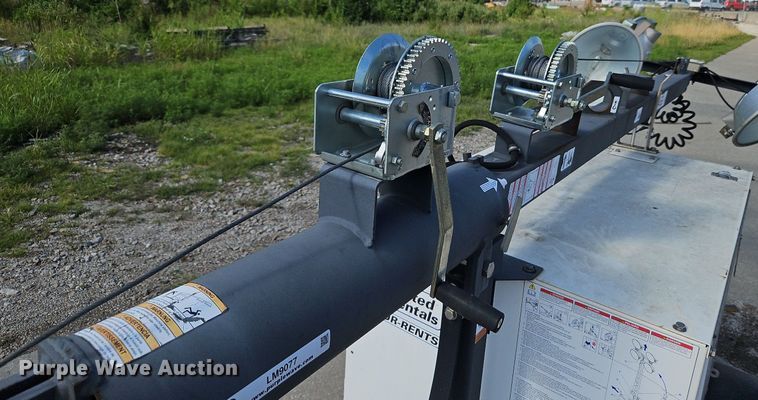 image for item LM9077 Magnum MLT3060M  light plant