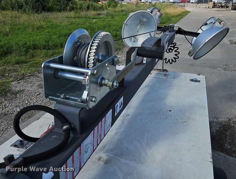 image for item LM9077 Magnum MLT3060M  light plant