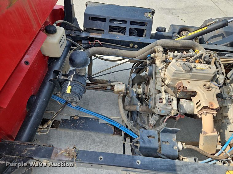 image for item LM9081 2010 Toro Workman HDX  utility vehicle