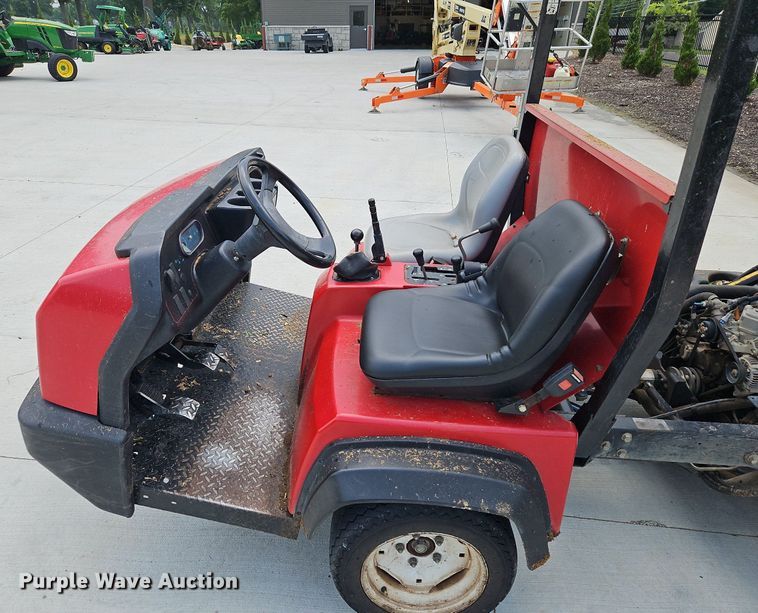 image for item LM9083 2010 Toro Workman HDX  utility vehicle