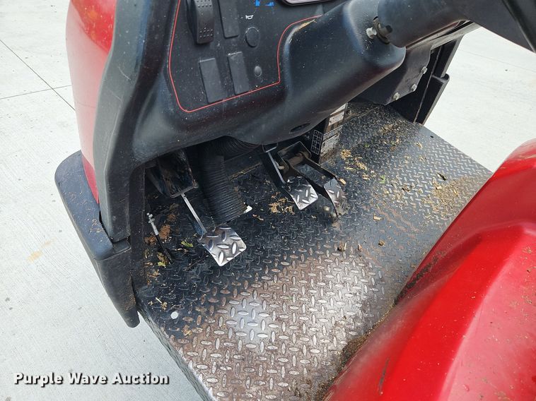 image for item LM9083 2010 Toro Workman HDX  utility vehicle