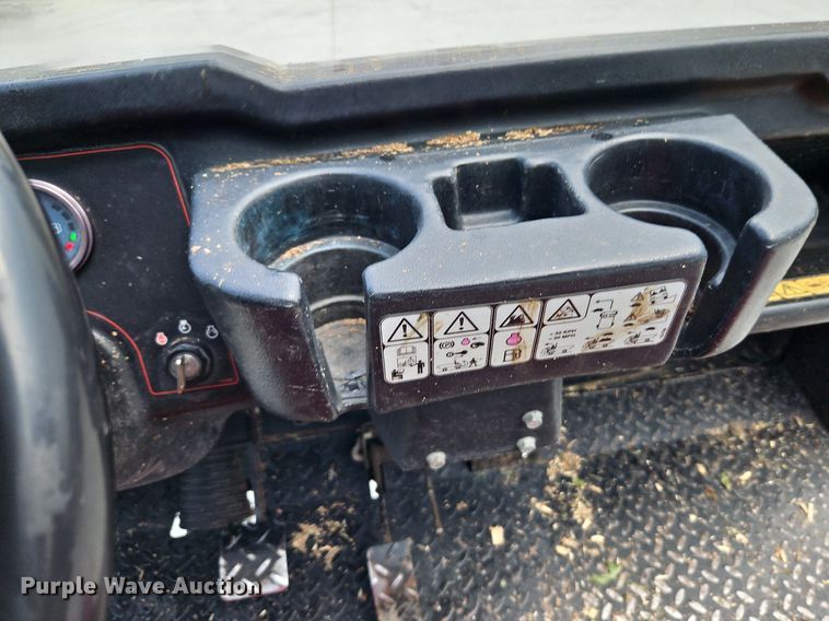 image for item LM9083 2010 Toro Workman HDX  utility vehicle