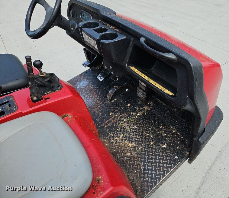 image for item LM9083 2010 Toro Workman HDX  utility vehicle