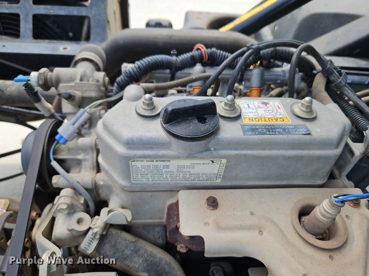 image for item LM9083 2010 Toro Workman HDX  utility vehicle