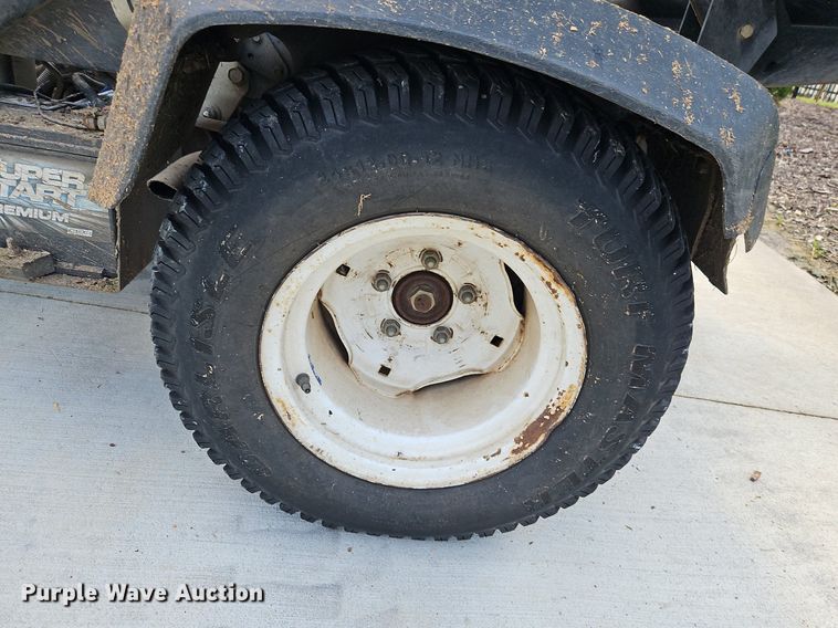 image for item LM9083 2010 Toro Workman HDX  utility vehicle