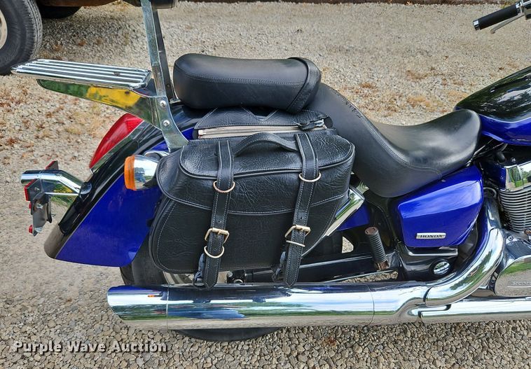 image for item LM9085 2004 Honda VT750  motorcycle