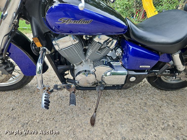 image for item LM9085 2004 Honda VT750  motorcycle