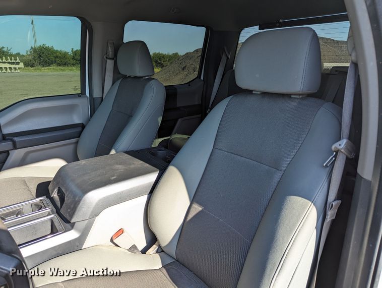 image for item LM9833 2019 Ford F150  SuperCrew pickup truck