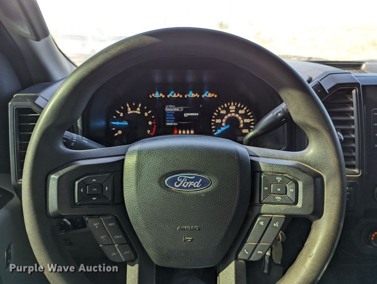 image for item LM9833 2019 Ford F150  SuperCrew pickup truck