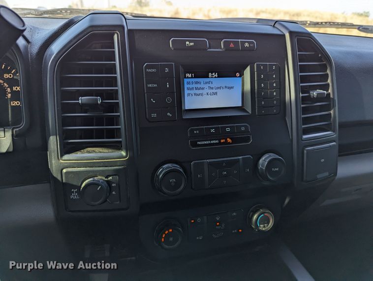 image for item LM9833 2019 Ford F150  SuperCrew pickup truck