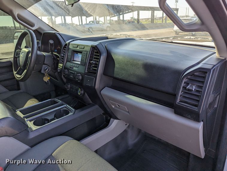 image for item LM9833 2019 Ford F150  SuperCrew pickup truck