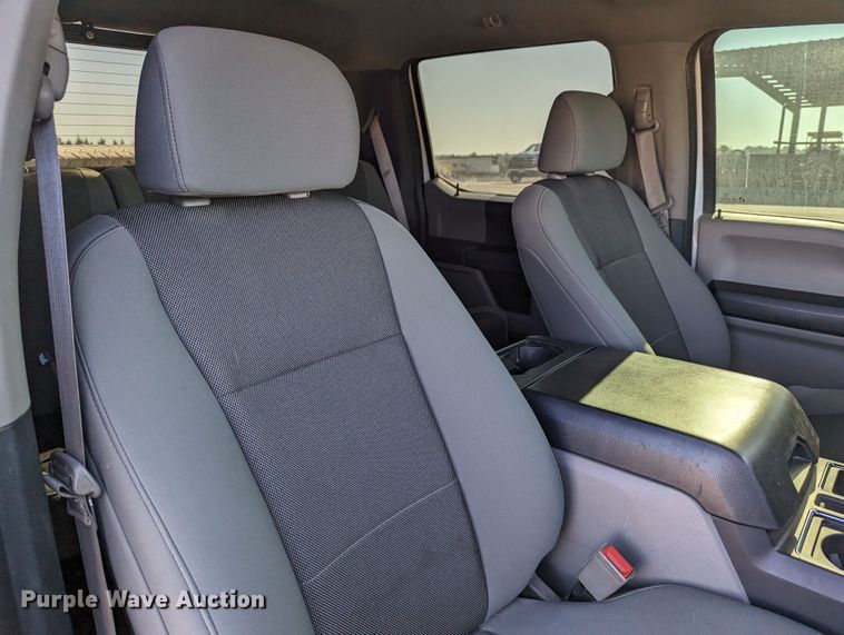 image for item LM9833 2019 Ford F150  SuperCrew pickup truck