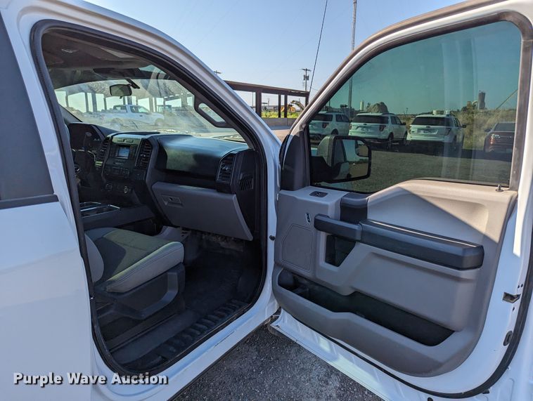 image for item LM9833 2019 Ford F150  SuperCrew pickup truck