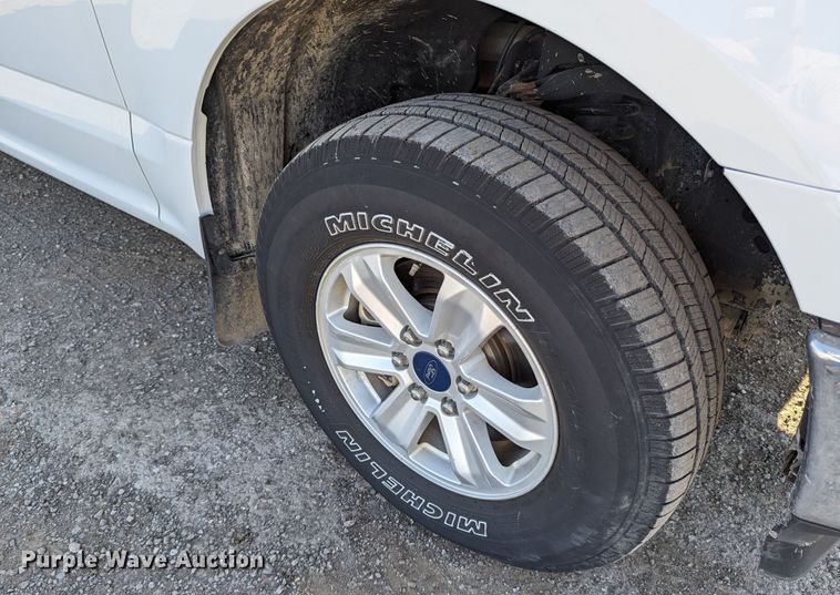 image for item LM9833 2019 Ford F150  SuperCrew pickup truck