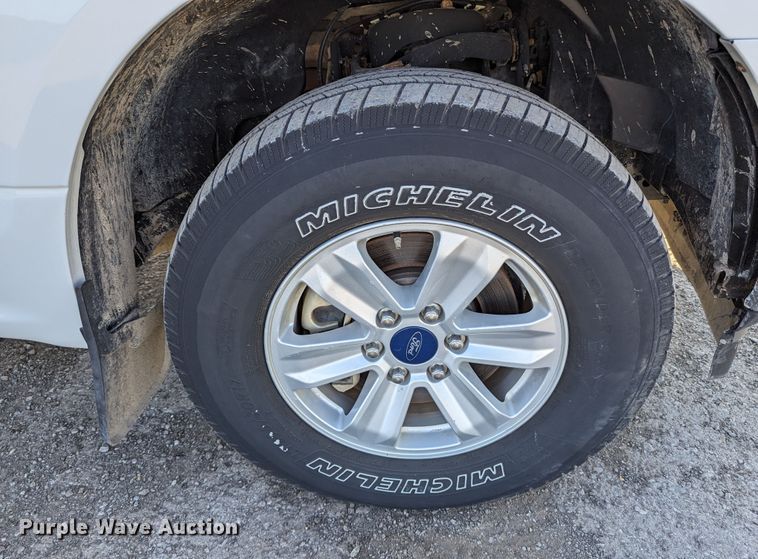 image for item LM9833 2019 Ford F150  SuperCrew pickup truck