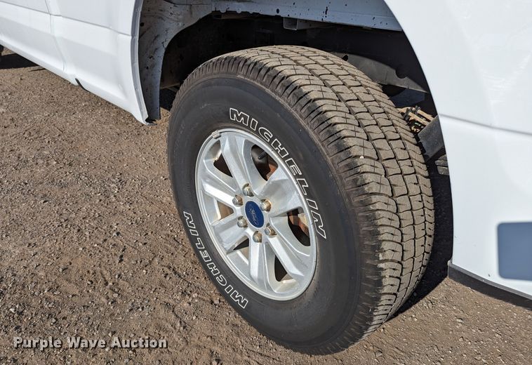 image for item LM9833 2019 Ford F150  SuperCrew pickup truck