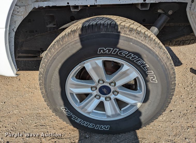 image for item LM9833 2019 Ford F150  SuperCrew pickup truck