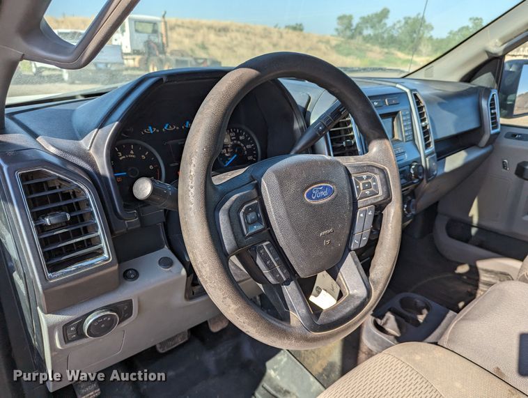 image for item LM9834 2016 Ford F150  SuperCrew pickup truck