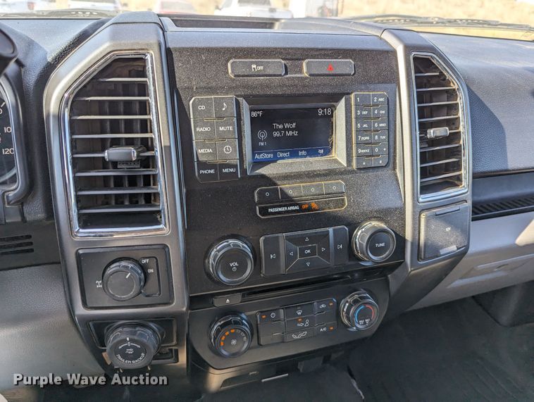 image for item LM9834 2016 Ford F150  SuperCrew pickup truck