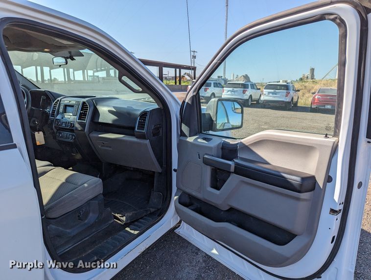 image for item LM9834 2016 Ford F150  SuperCrew pickup truck