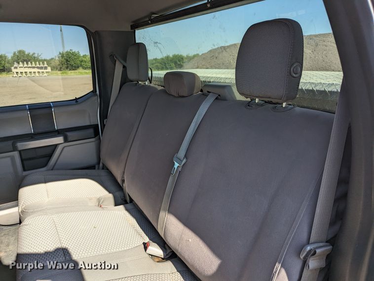 image for item LM9834 2016 Ford F150  SuperCrew pickup truck