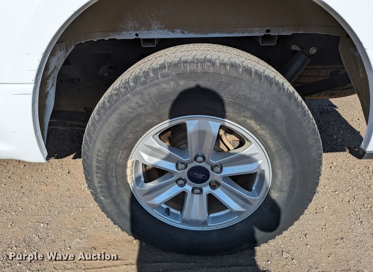 image for item LM9834 2016 Ford F150  SuperCrew pickup truck