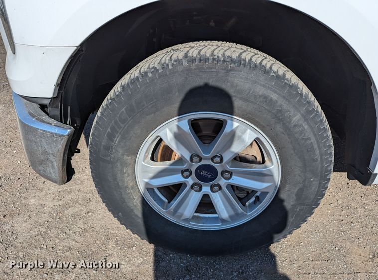 image for item LM9834 2016 Ford F150  SuperCrew pickup truck