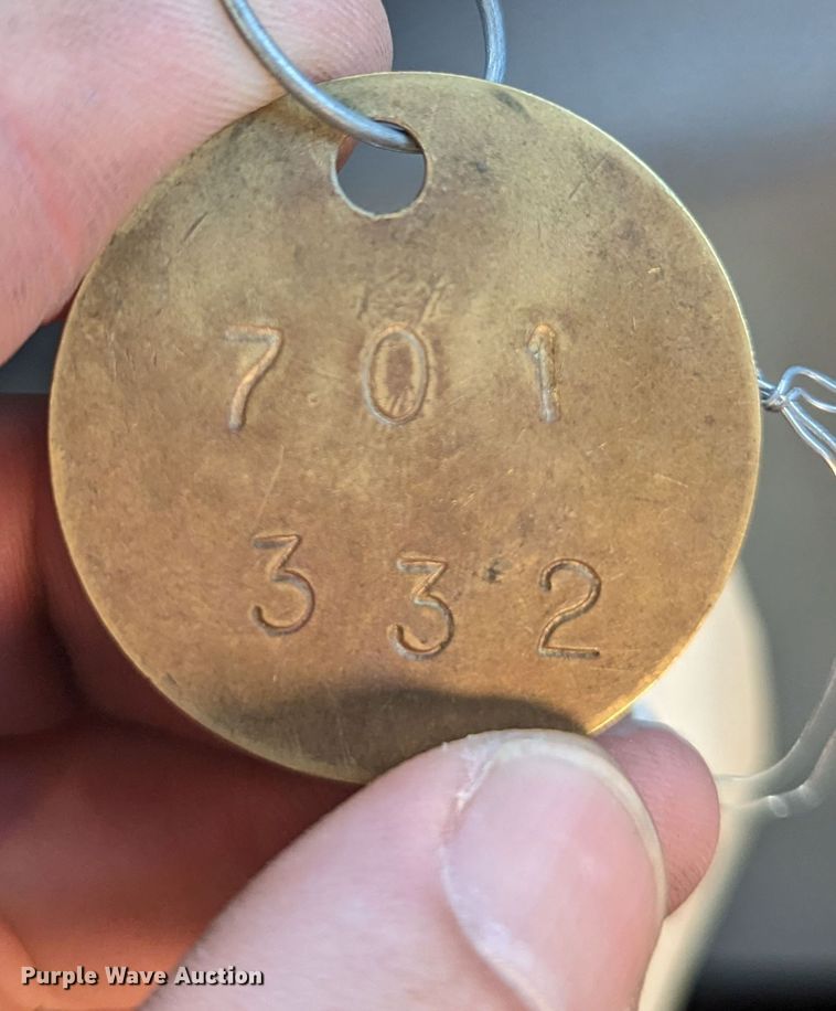 image for item LM9834 2016 Ford F150  SuperCrew pickup truck