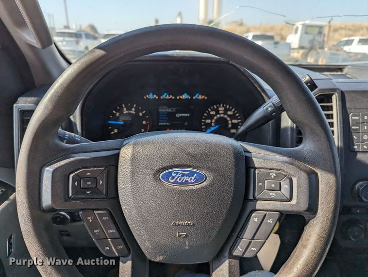 image for item LM9835 2018 Ford F150  SuperCab pickup truck