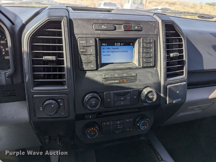 image for item LM9835 2018 Ford F150  SuperCab pickup truck