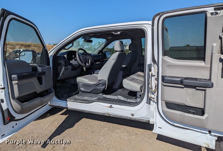 image for item LM9835 2018 Ford F150  SuperCab pickup truck