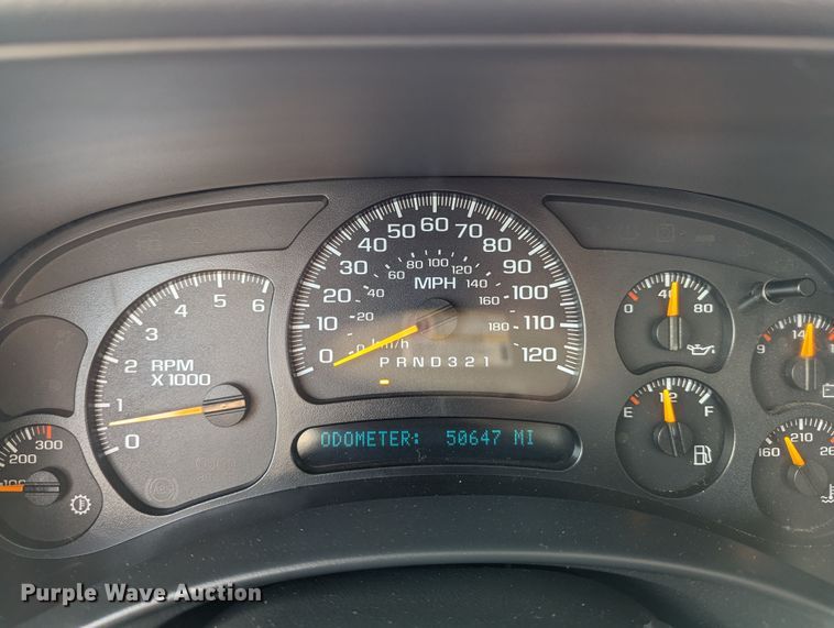 image for item LM9879 2006 Chevrolet Silverado 2500HD  Ext. Cab pickup truck