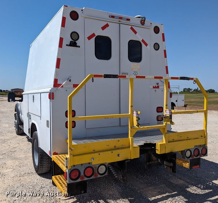 image for item LM9887 2015 Ford F550  Crew Cab utility / service truck