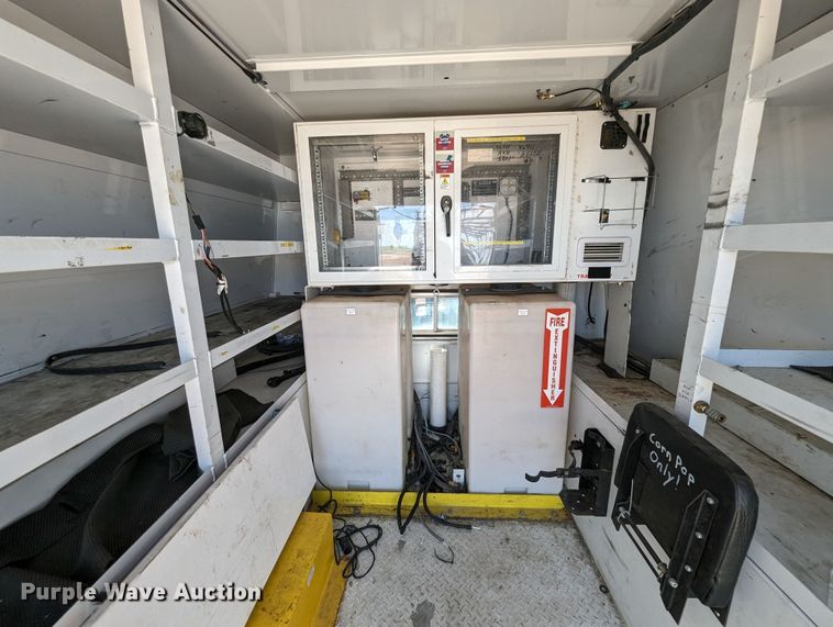 image for item LM9887 2015 Ford F550  Crew Cab utility / service truck