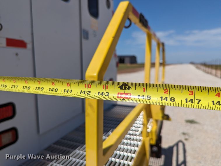 image for item LM9887 2015 Ford F550  Crew Cab utility / service truck