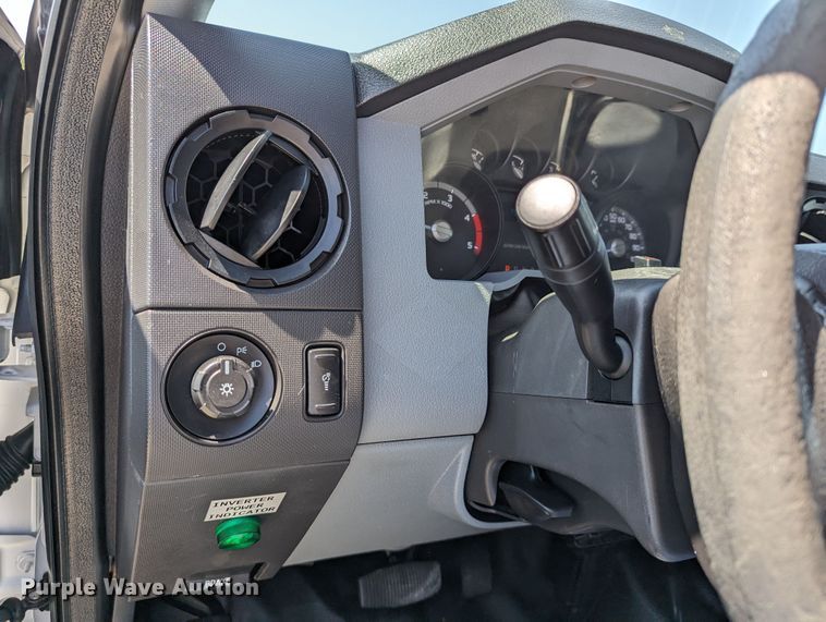 image for item LM9887 2015 Ford F550  Crew Cab utility / service truck