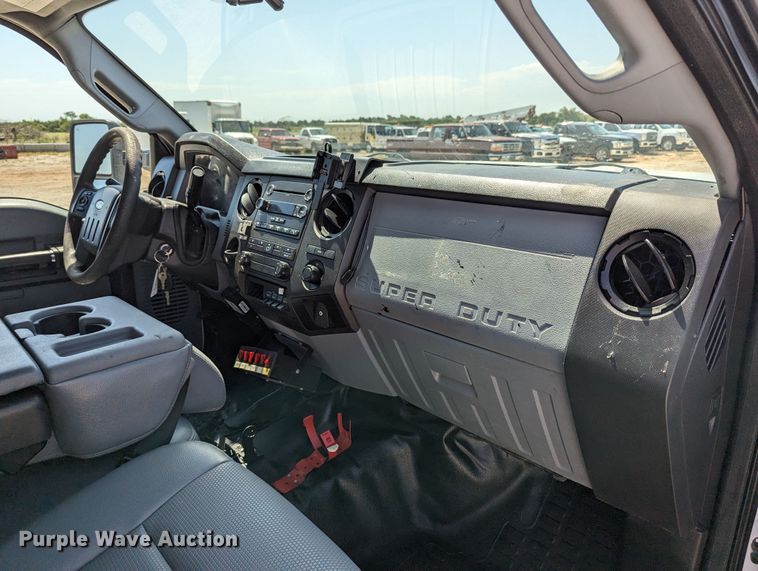 image for item LM9887 2015 Ford F550  Crew Cab utility / service truck