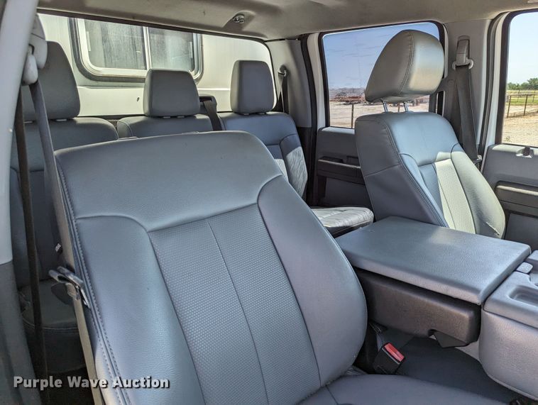 image for item LM9887 2015 Ford F550  Crew Cab utility / service truck