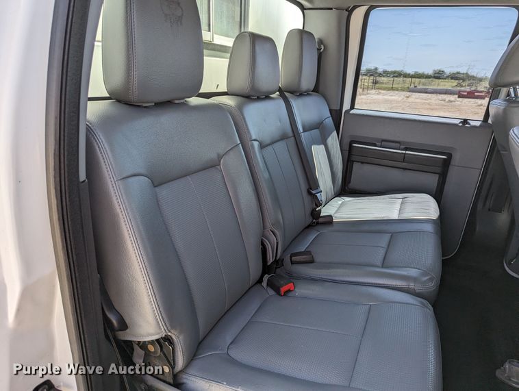 image for item LM9887 2015 Ford F550  Crew Cab utility / service truck