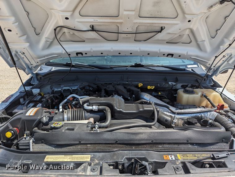 image for item LM9887 2015 Ford F550  Crew Cab utility / service truck