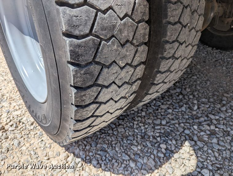 image for item LM9887 2015 Ford F550  Crew Cab utility / service truck