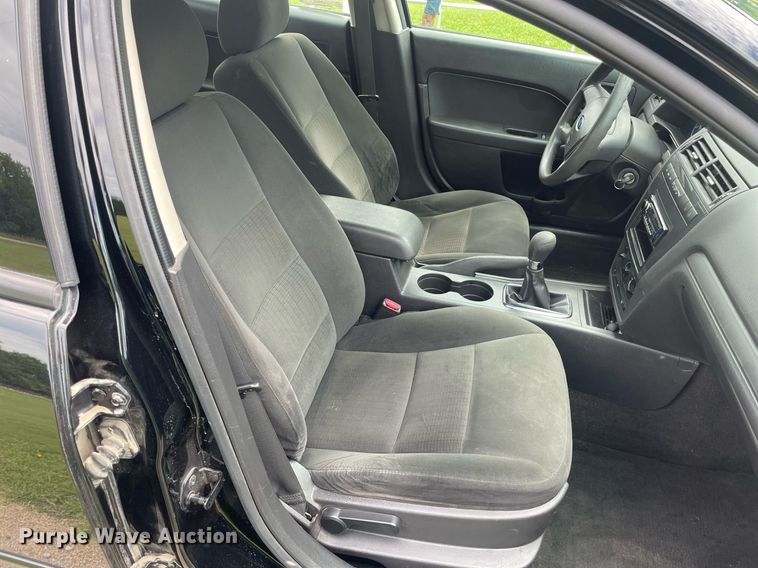 image for item LS9345 2007  Ford Fusion SE