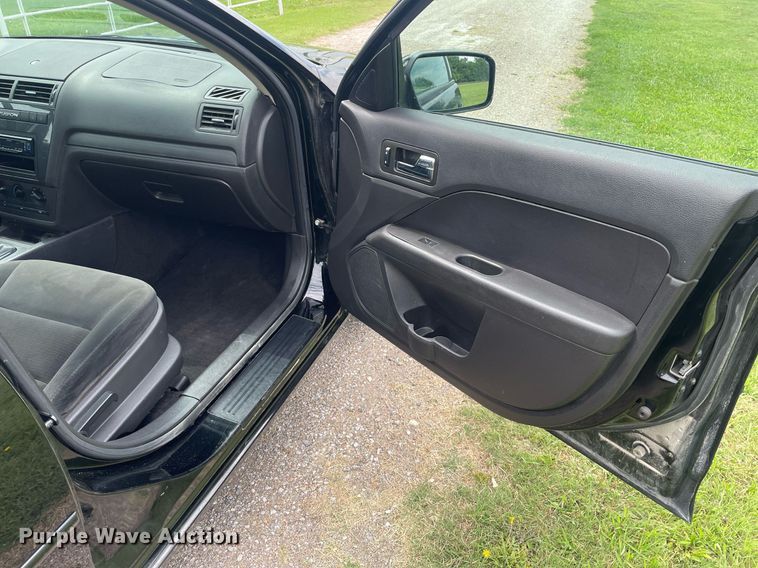 image for item LS9345 2007  Ford Fusion SE