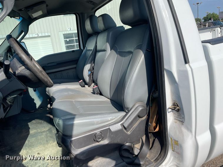 image for item LS9348 2012 Ford F250 Super Duty  pickup truck