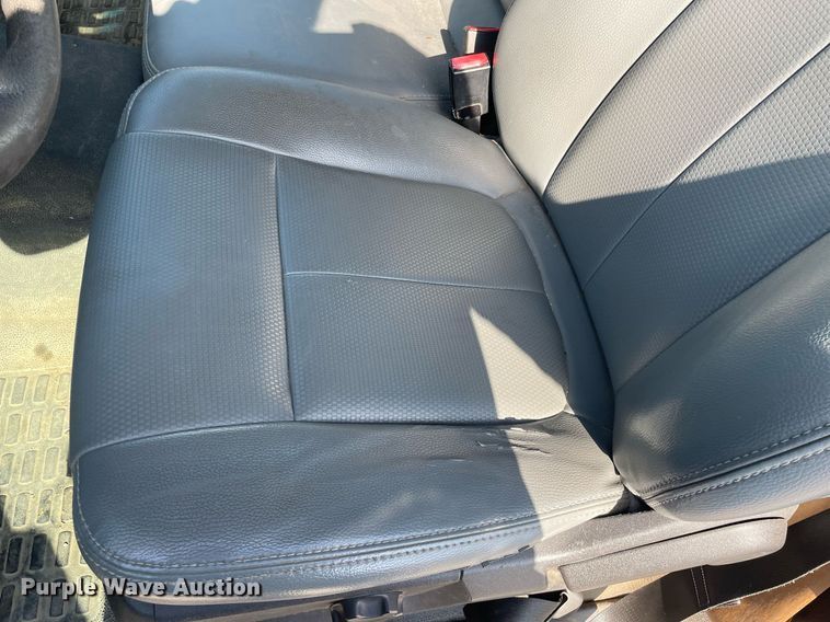 image for item LS9348 2012 Ford F250 Super Duty  pickup truck