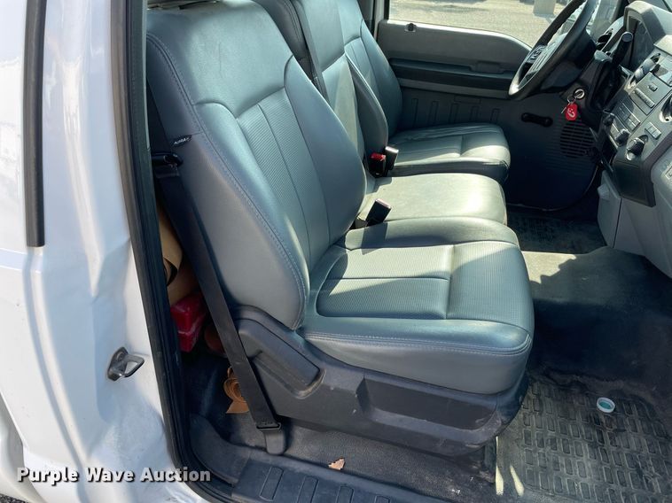 image for item LS9348 2012 Ford F250 Super Duty  pickup truck