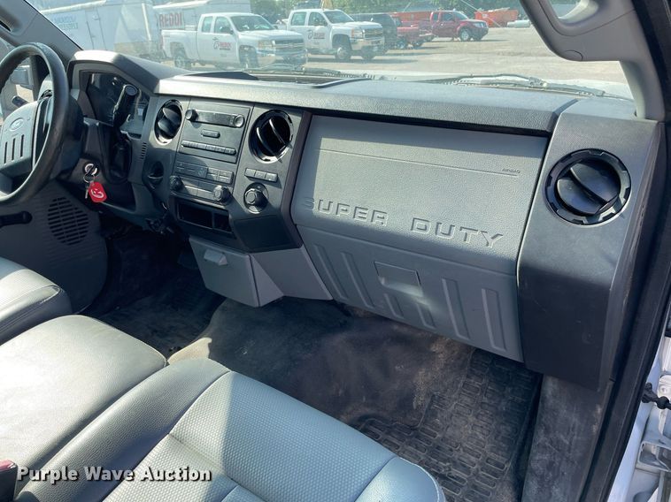 image for item LS9348 2012 Ford F250 Super Duty  pickup truck