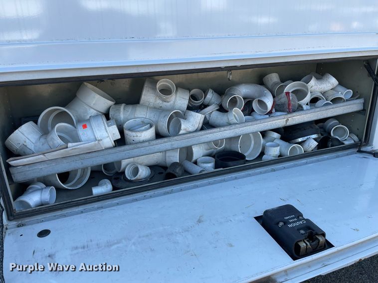 image for item LS9349 2011 Ford E350 Super Duty  utility van