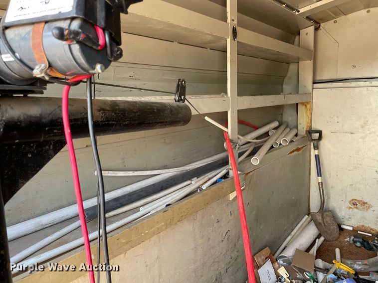 image for item LS9349 2011 Ford E350 Super Duty  utility van